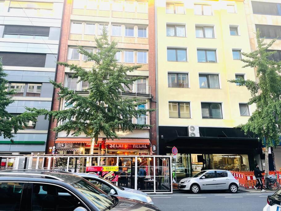 Zentrale Wohnung Direkt Am Hauptbahnhof - Bismarck Дюссельдорф Екстер'єр фото