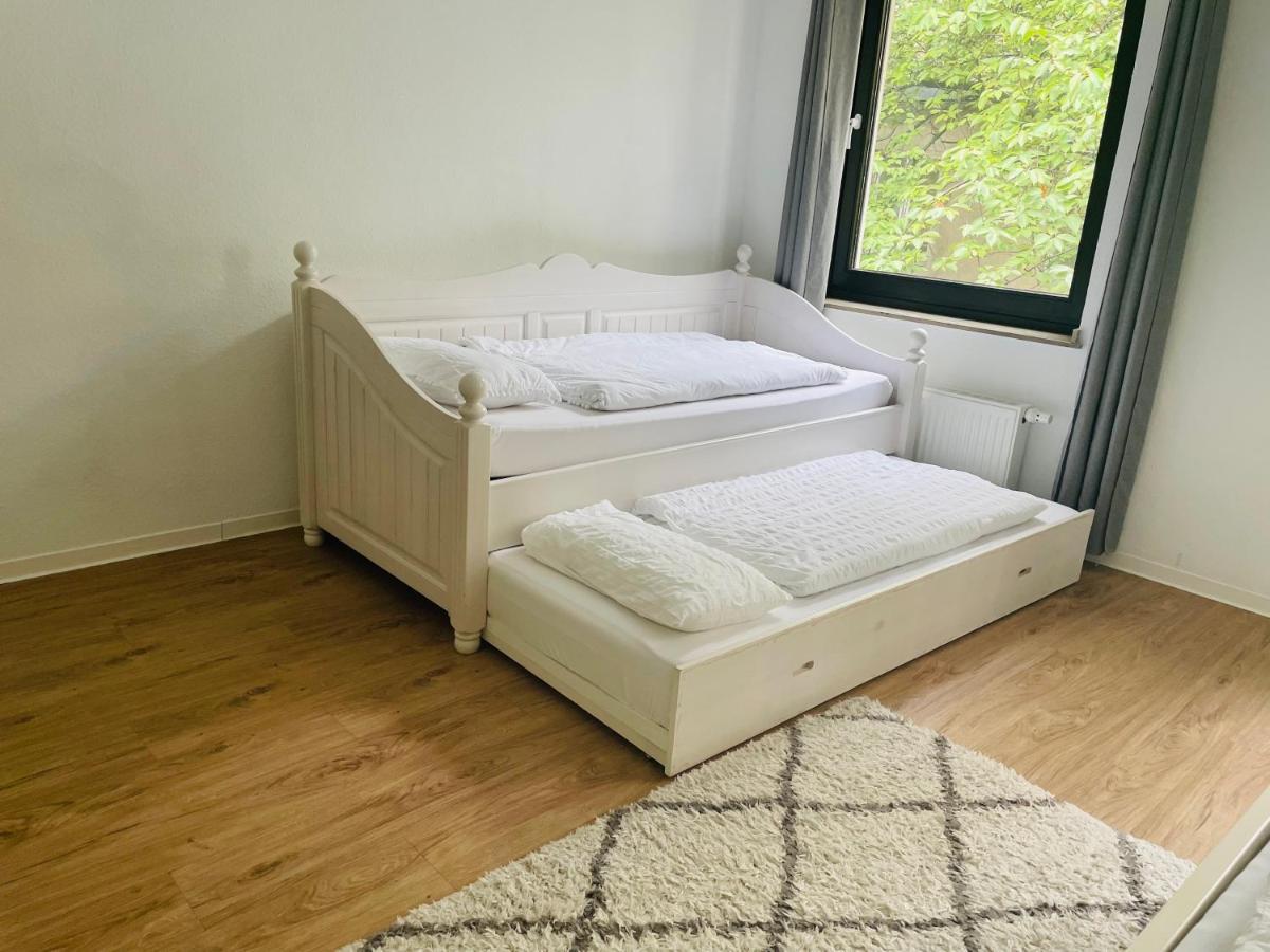 Zentrale Wohnung Direkt Am Hauptbahnhof - Bismarck Дюссельдорф Екстер'єр фото